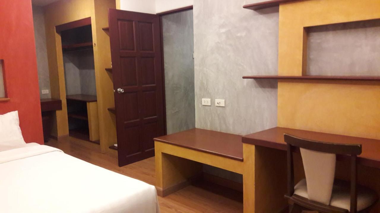 Ingfah Apartment Хатъяй Экстерьер фото